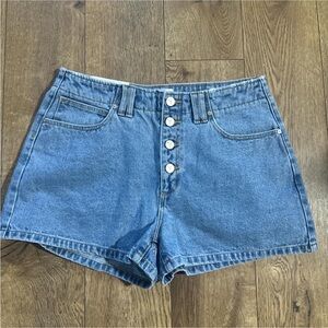 Mid rise baggy short- mid blue